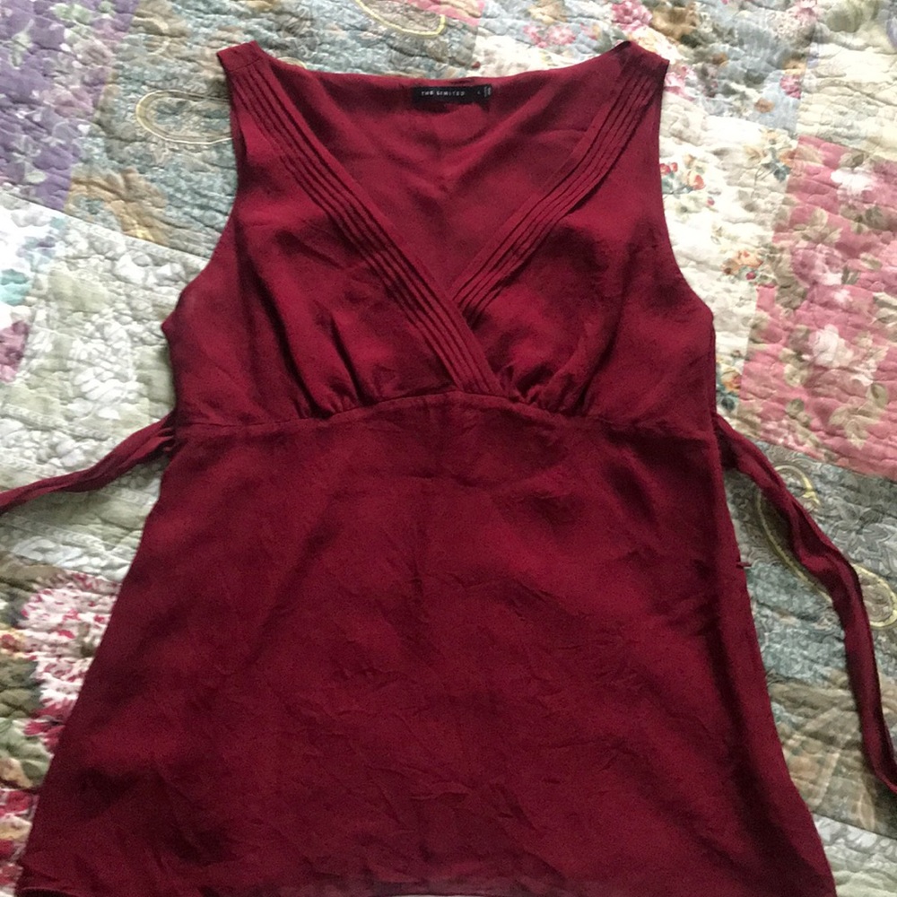 Women’s V-neck Top